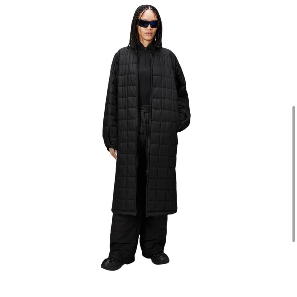 NWT! Rains Liner W Coat in Color black- Size XL